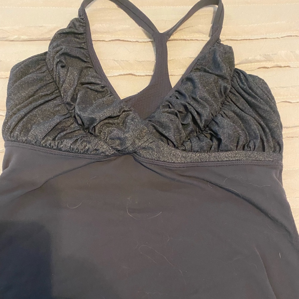 Lululemon tank
